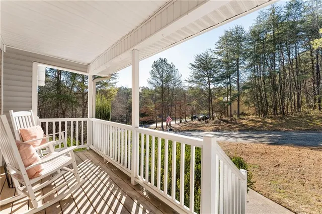 $325,000 | 16 Wesley Mill Drive, Adairsville, GA 30103