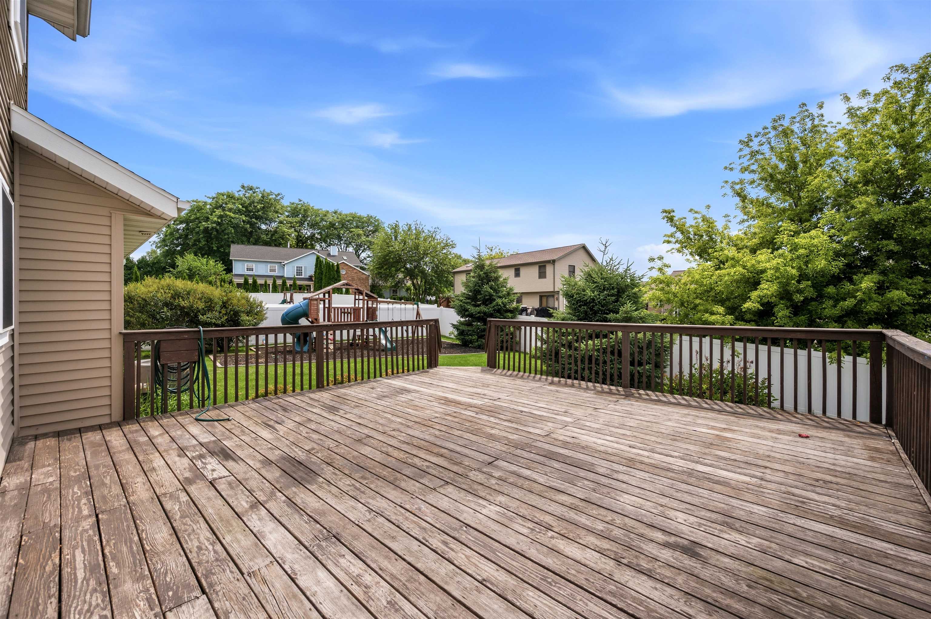 210 Rustic Drive Madison, WI 53718 - Photo 27 of 35