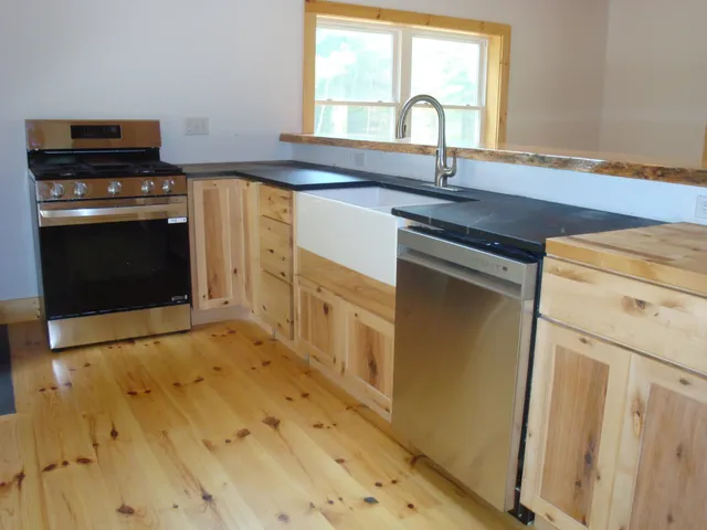 $324,900 | 141 Mercier Road, Marlboro, VT 05344