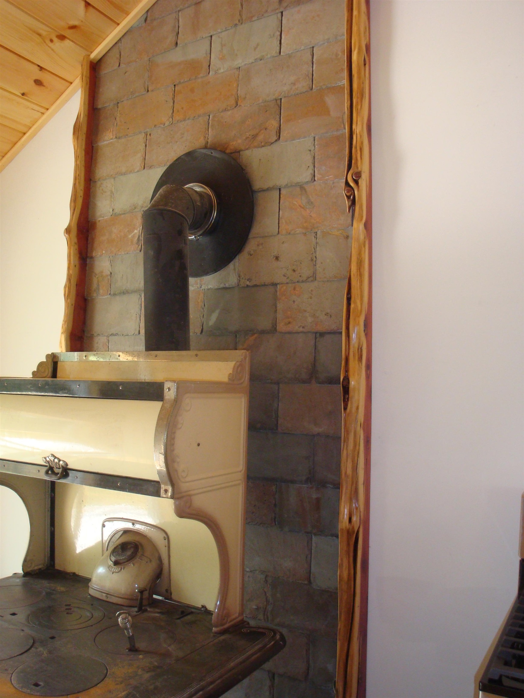 141 Mercier Road Marlboro, VT 05344 - Photo 5 of 40