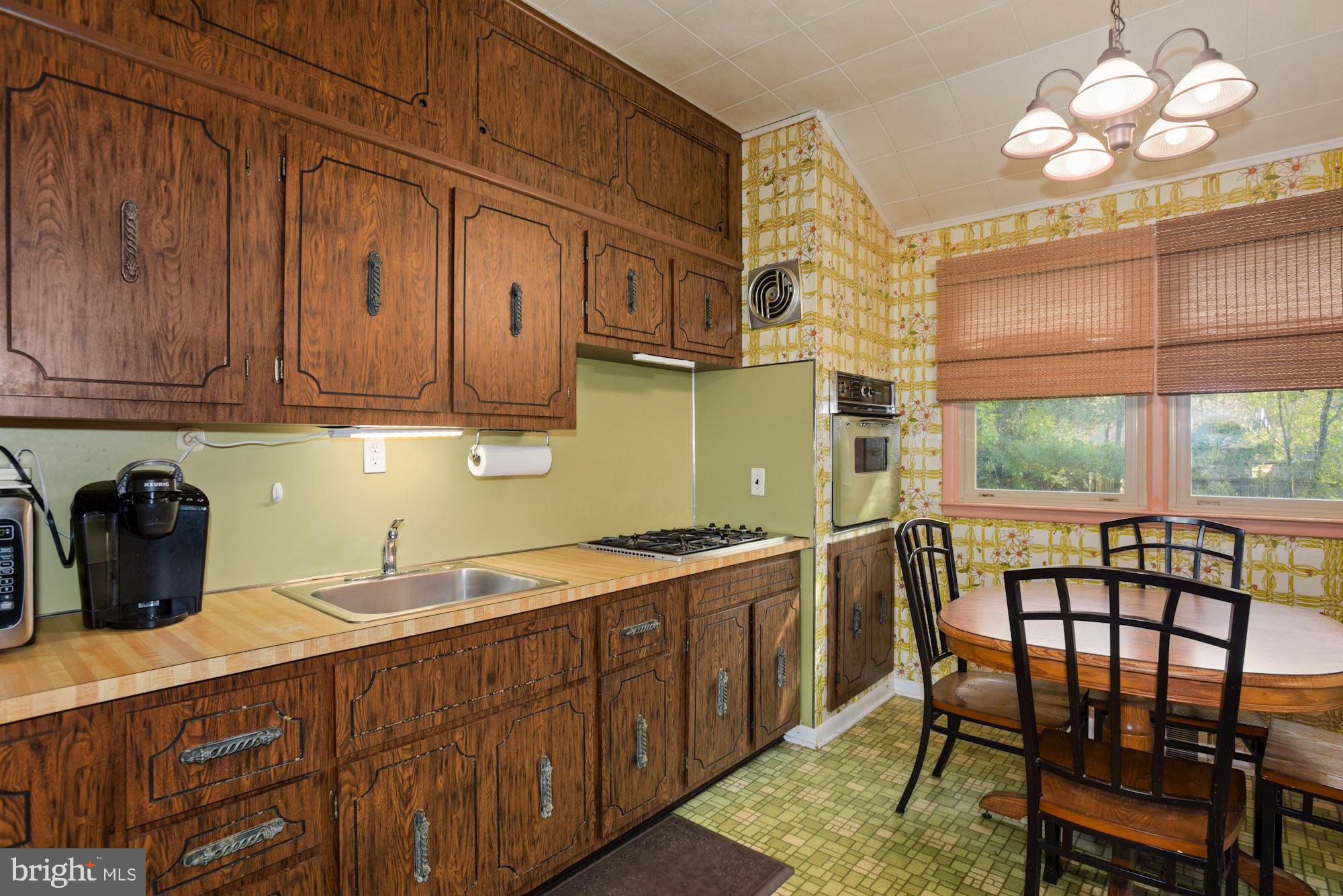 410 Howard Road Cherry Hill, NJ 08034 - Photo 11 of 29