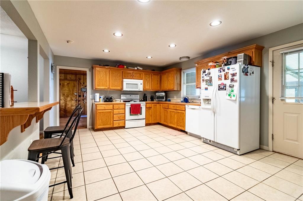 237 Northwest 21 Road Warrensburg, MO 64093 - Photo 14 of 25