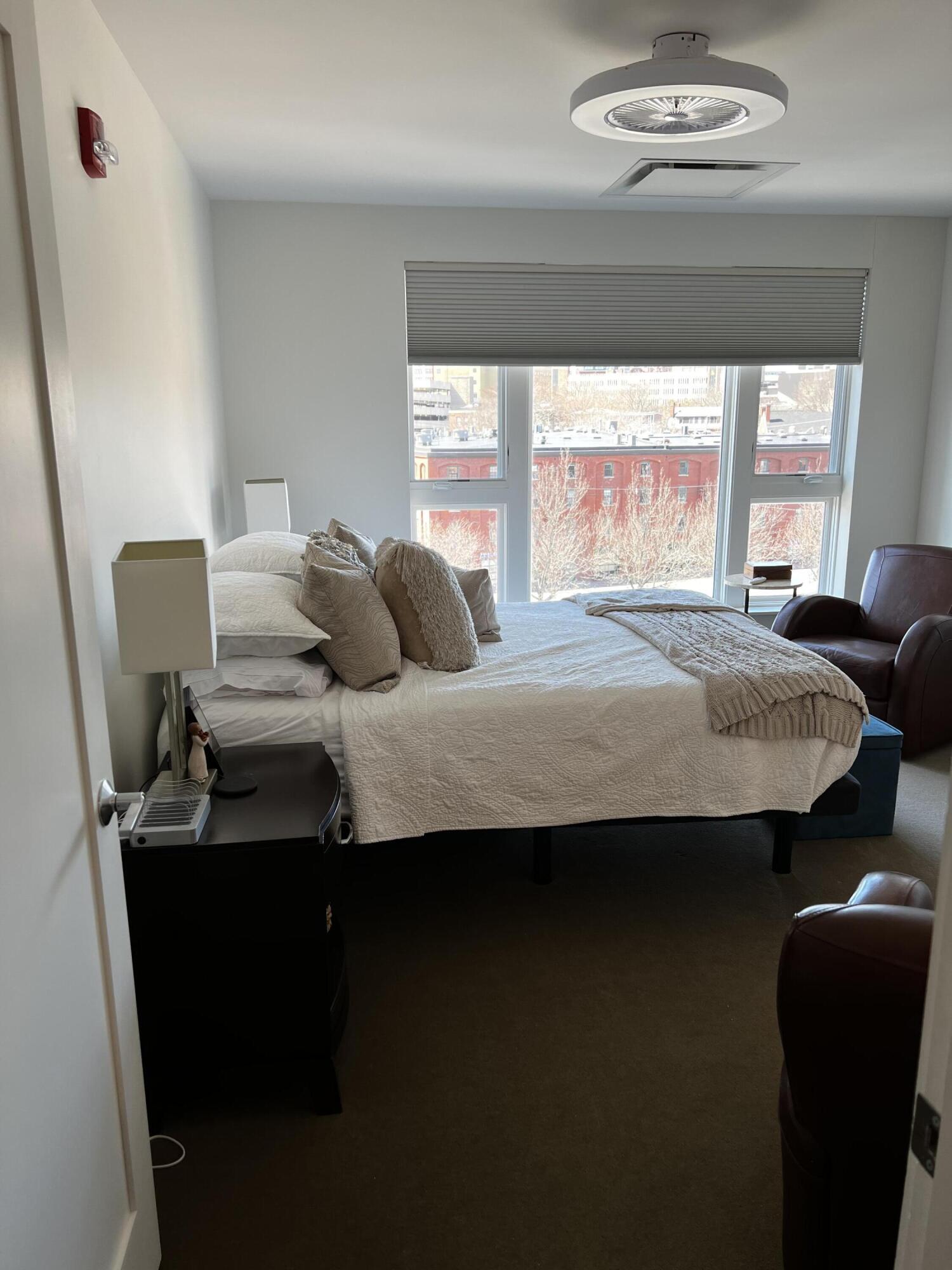 7 Maple Street, Unit 4 Portland, ME 04101 - Photo 14 of 21 Primary Bedroom