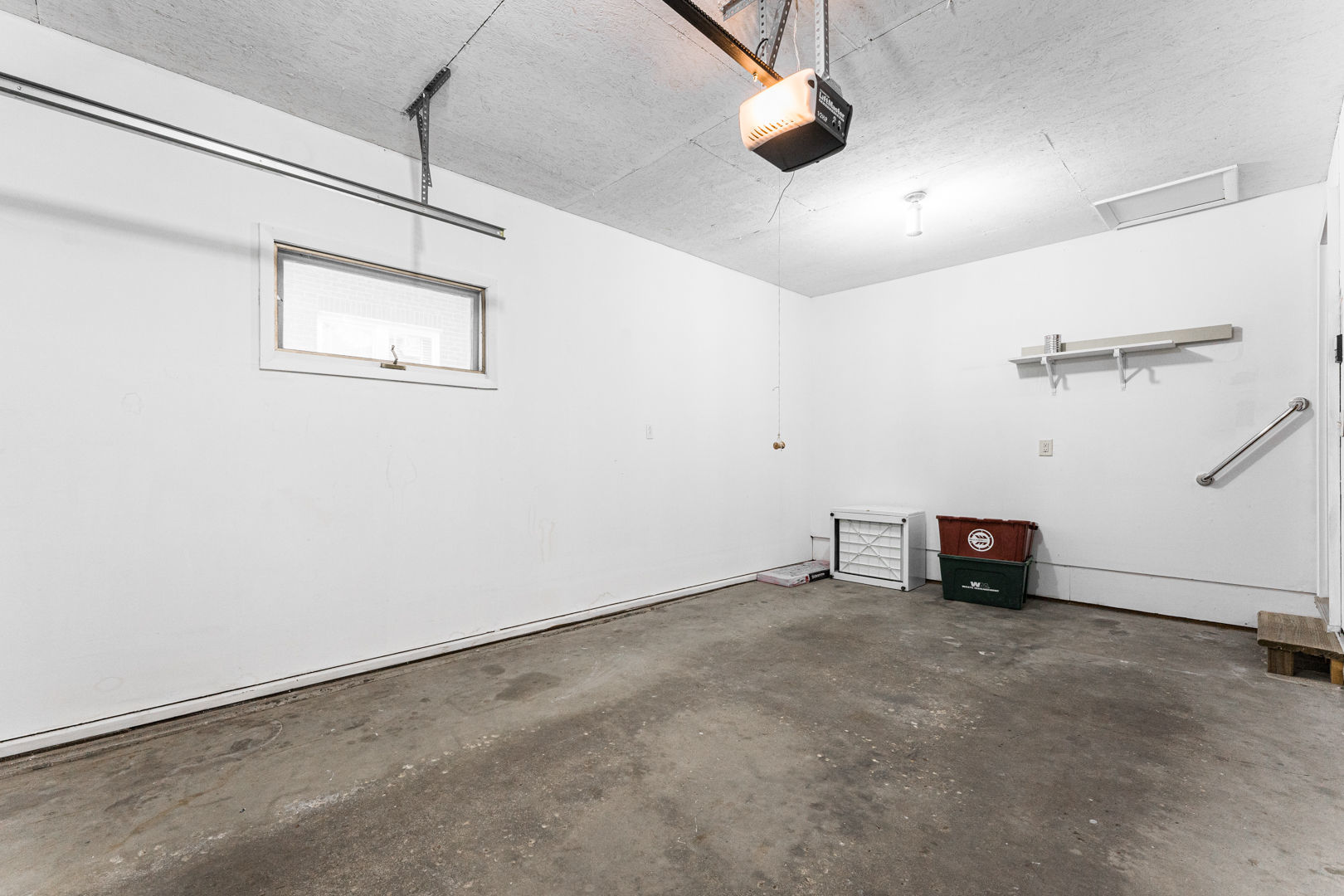 519 Normal Road DeKalb, IL 60115 - Photo 36 of 43 an empty room with windows