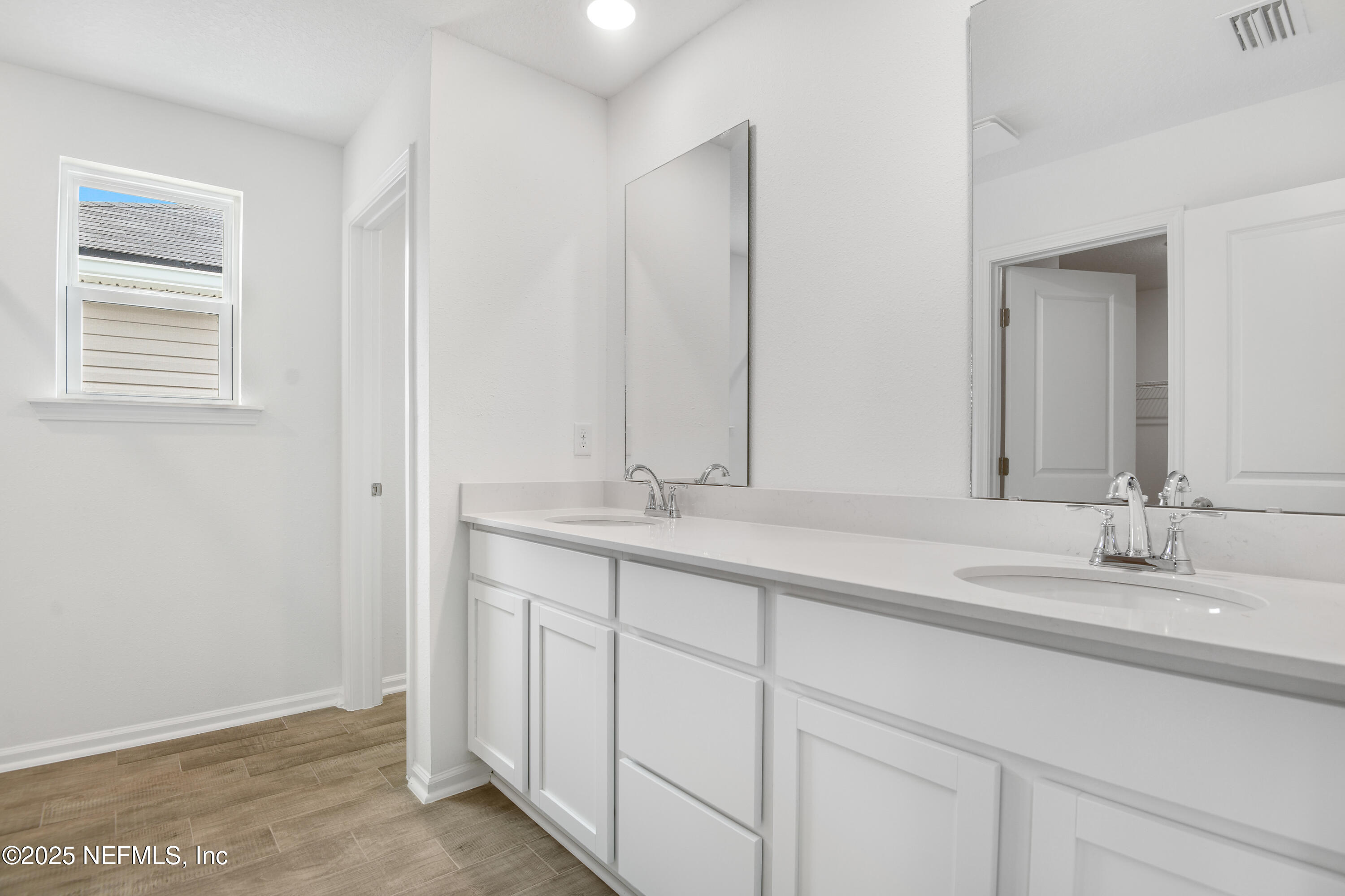 6024 Oracle Road Jacksonville, FL 32205 - Photo 11 of 19 6024 Oracle Court-11