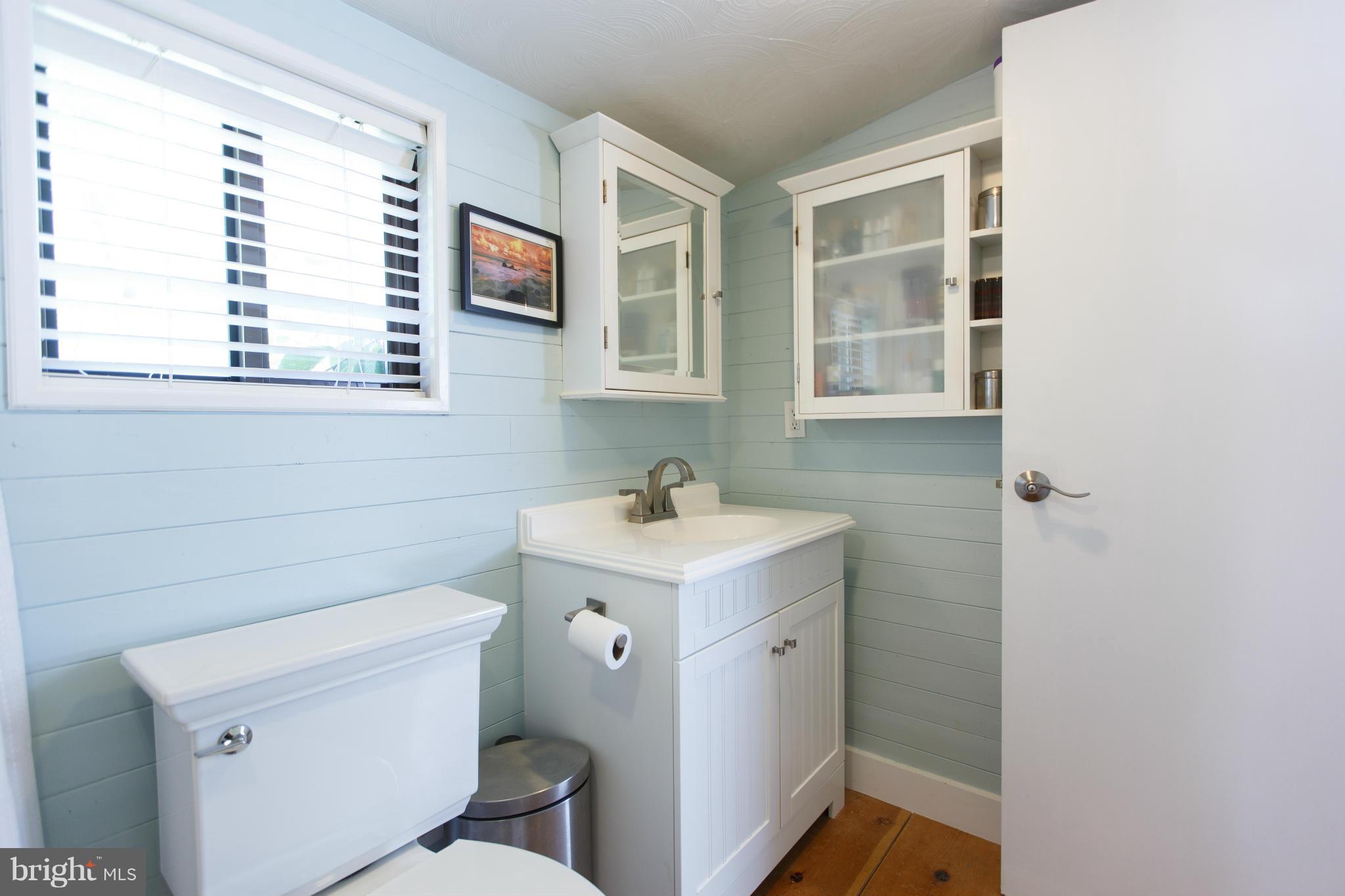 1415 Ellis Road Annapolis, MD 21403 - Photo 17 of 30 Bath (Master)