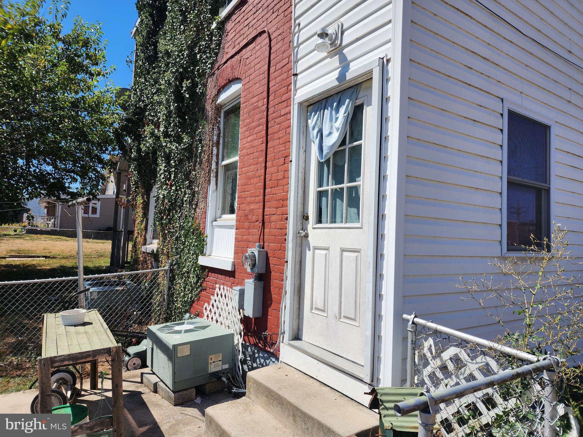 36 High Street Hagerstown, MD 21740 - Photo 24 of 28 Rear door from sunroom