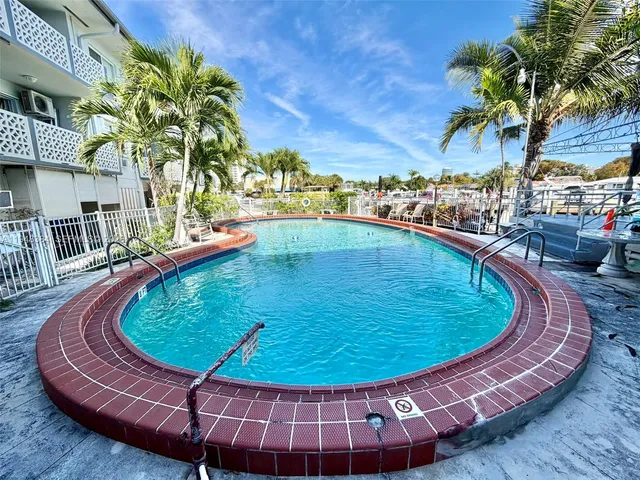 $1,750 | 13105 Ixora Court, Unit 116, North Miami, FL 33181