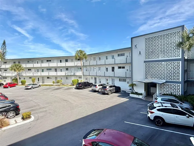 $1,750 | 13105 Ixora Court, Unit 116, North Miami, FL 33181