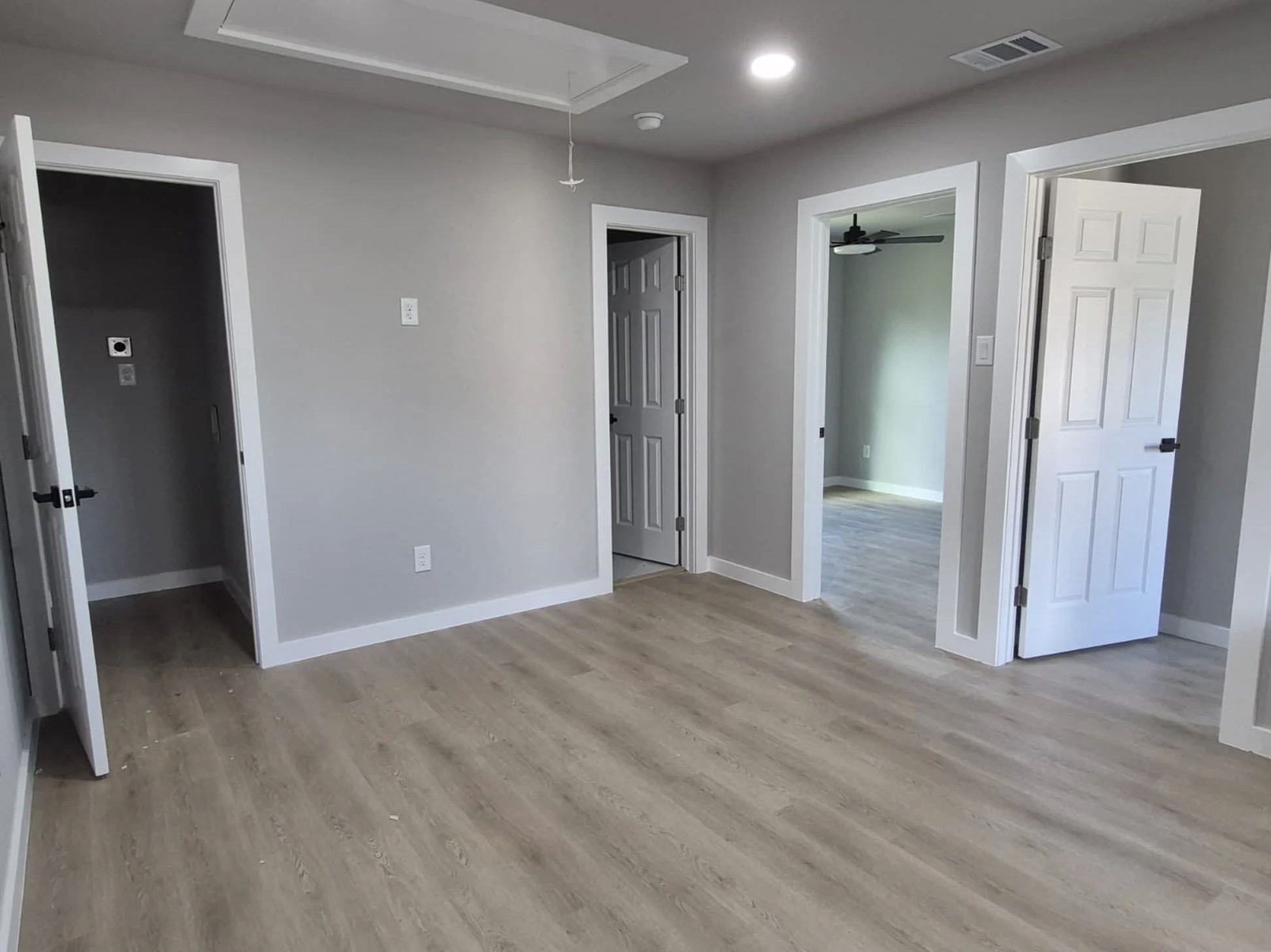 7909 Ford Street, Unit 3 Houston, TX 77012 - Photo 2 of 6