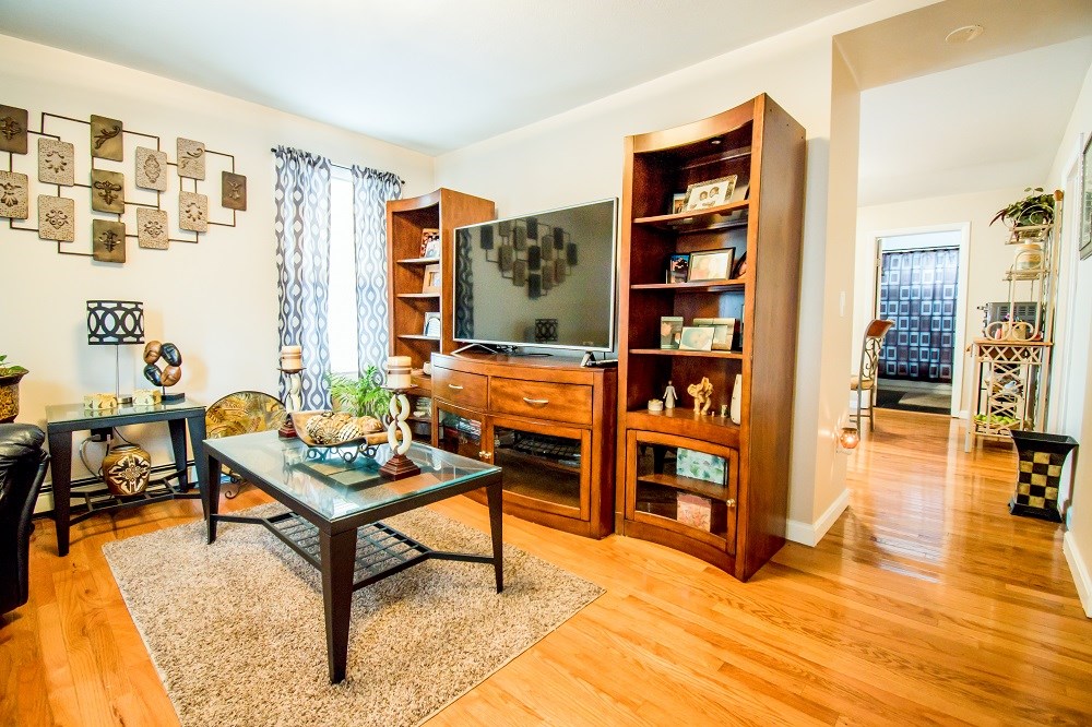 33 Heaton Street Pawtucket, RI 02860 - Photo 4 of 26