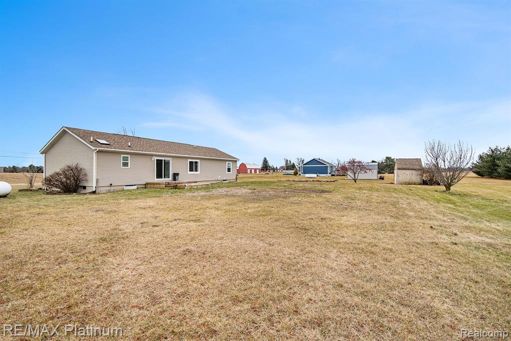 5018 South Vernon Road Durand, MI 48429 - Photo 15 of 18