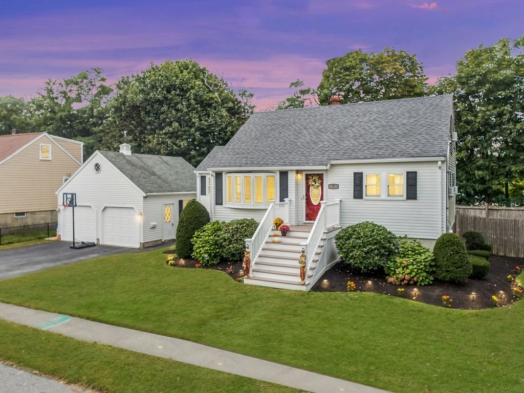 7 Willis Road Peabody, MA 01960 - Photo 1 of 39 Gallery Image 1