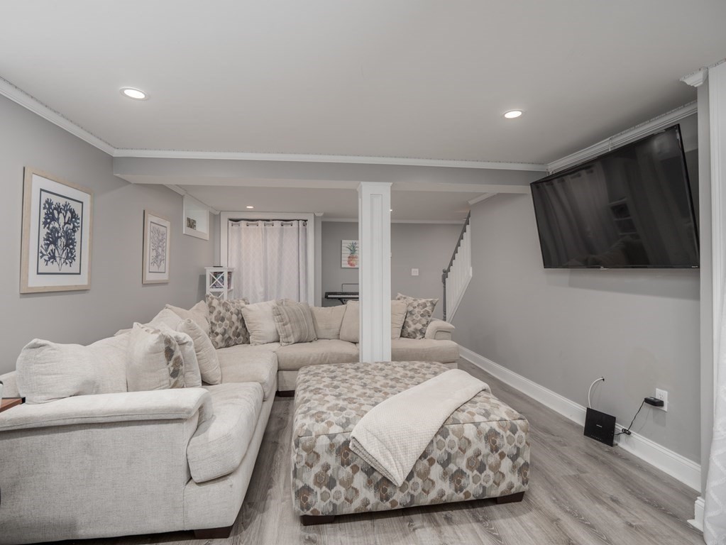 7 Willis Road Peabody, MA 01960 - Photo 22 of 39 Gallery Image 22