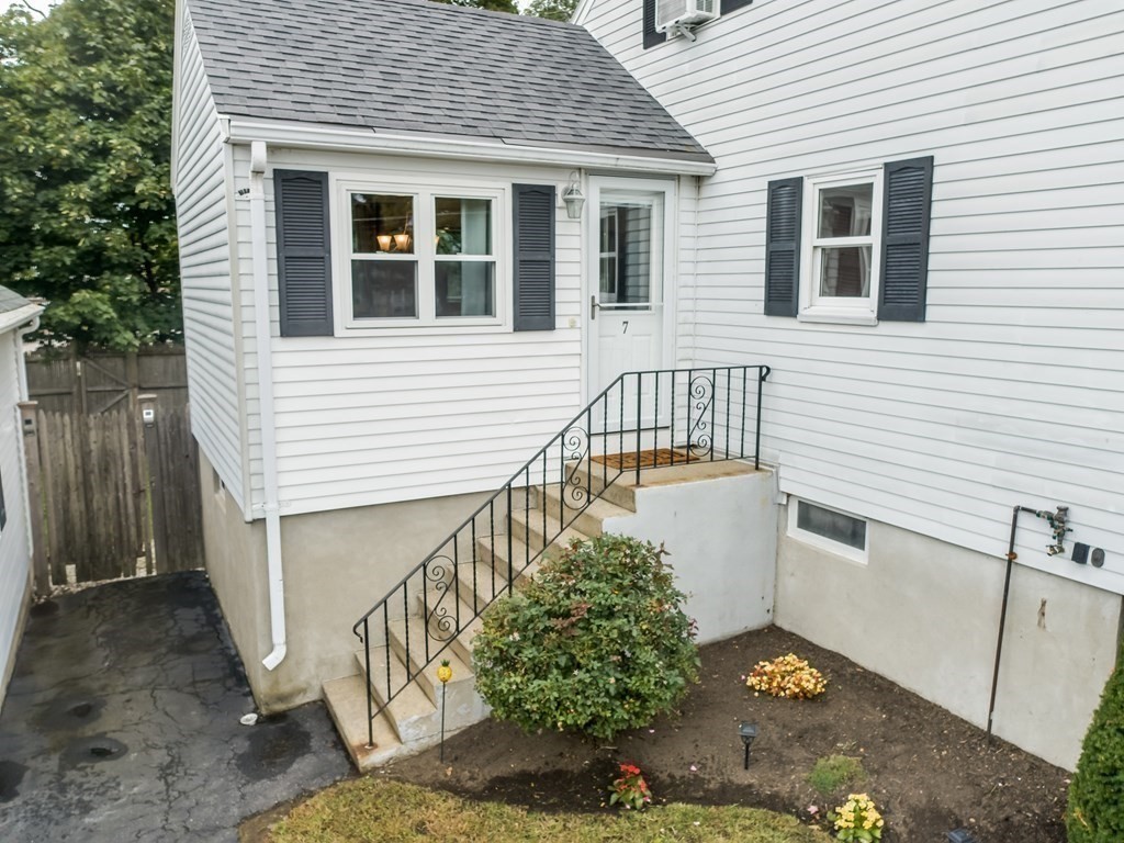 7 Willis Road Peabody, MA 01960 - Photo 28 of 39 Gallery Image 28