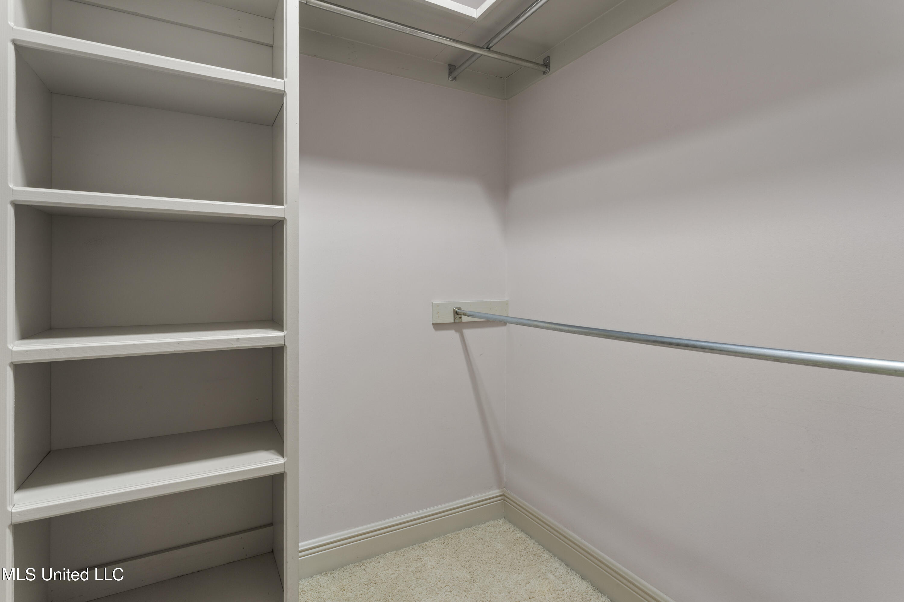 124 Surgeres Place Ocean Springs, MS 39564 - Photo 25 of 44 031