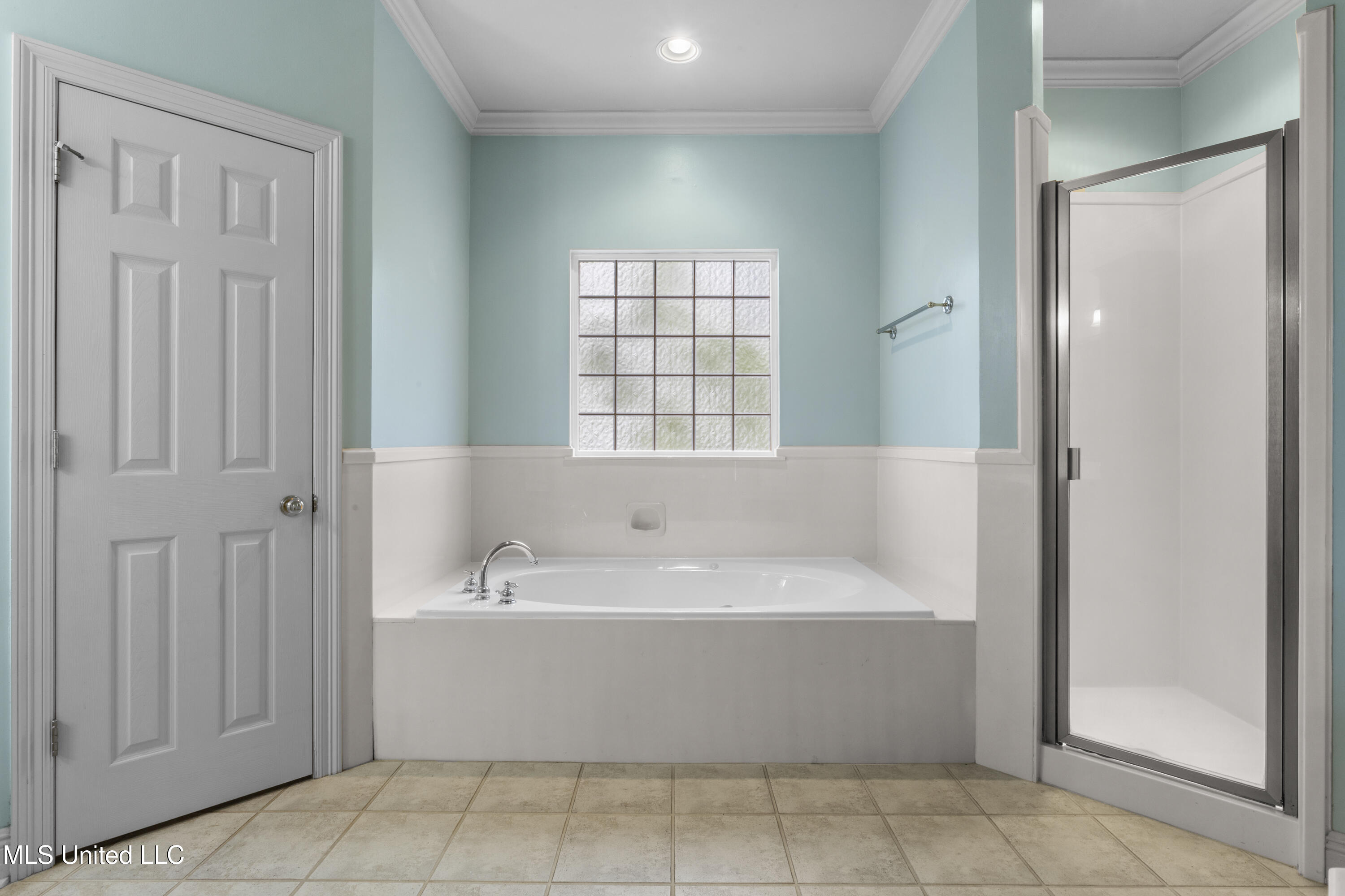 124 Surgeres Place Ocean Springs, MS 39564 - Photo 28 of 44 030