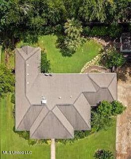 124 Surgeres Place Ocean Springs, MS 39564 - Photo 40 of 44 059