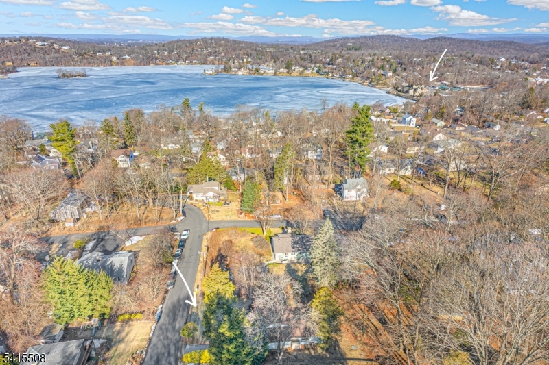 3 Hillspring Road Sparta, NJ 07871 - Photo 15 of 21