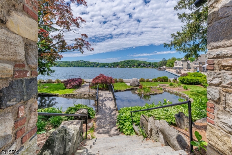 3 Hillspring Road Sparta, NJ 07871 - Photo 18 of 21