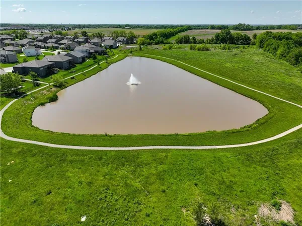 $565,100 | 18970 West 193rd Terrace, Spring Hill, KS 66083