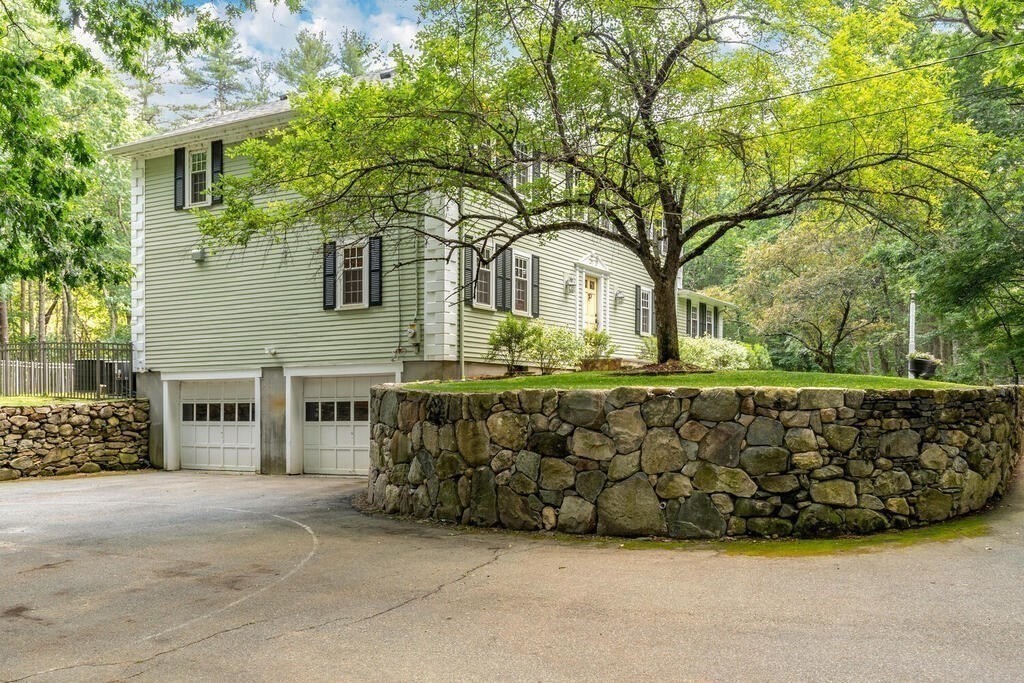 232 Dutton Road Sudbury, MA 01776 - Photo 34 of 37