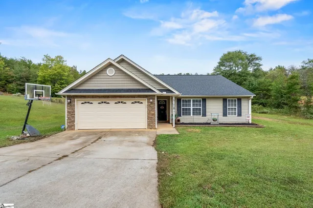 $275,000 | 14 Yamassee Trail, Marietta, SC 29661