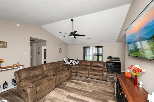 $275,000 | 14 Yamassee Trail, Marietta, SC 29661