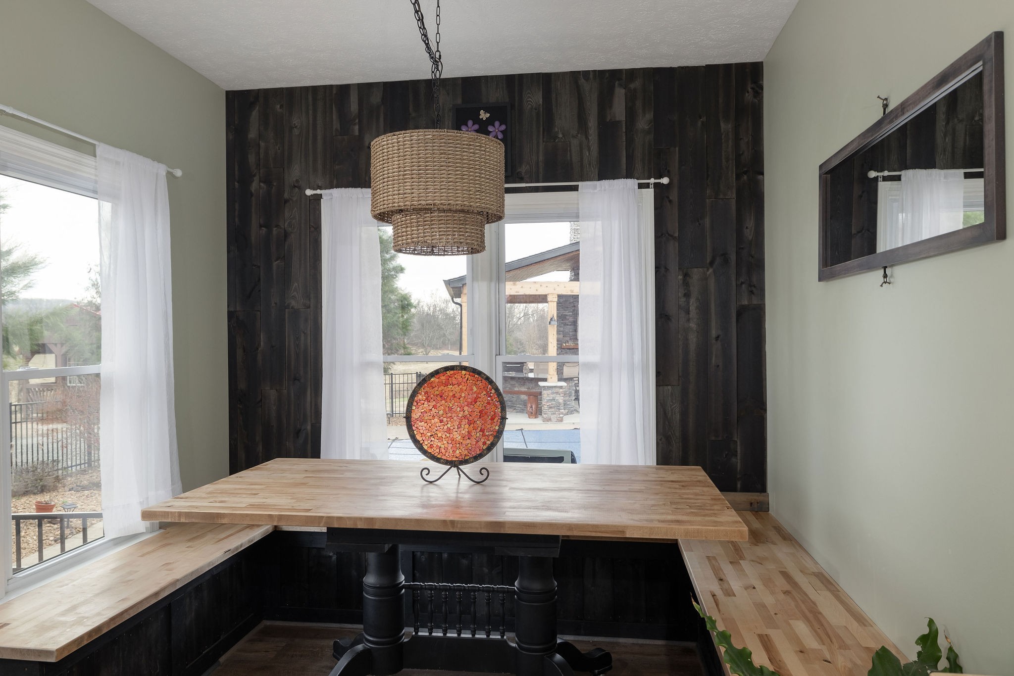 95 Old 25 Loop Castalian Springs, TN 37031 - Photo 18 of 93 a workspace with a table and chair