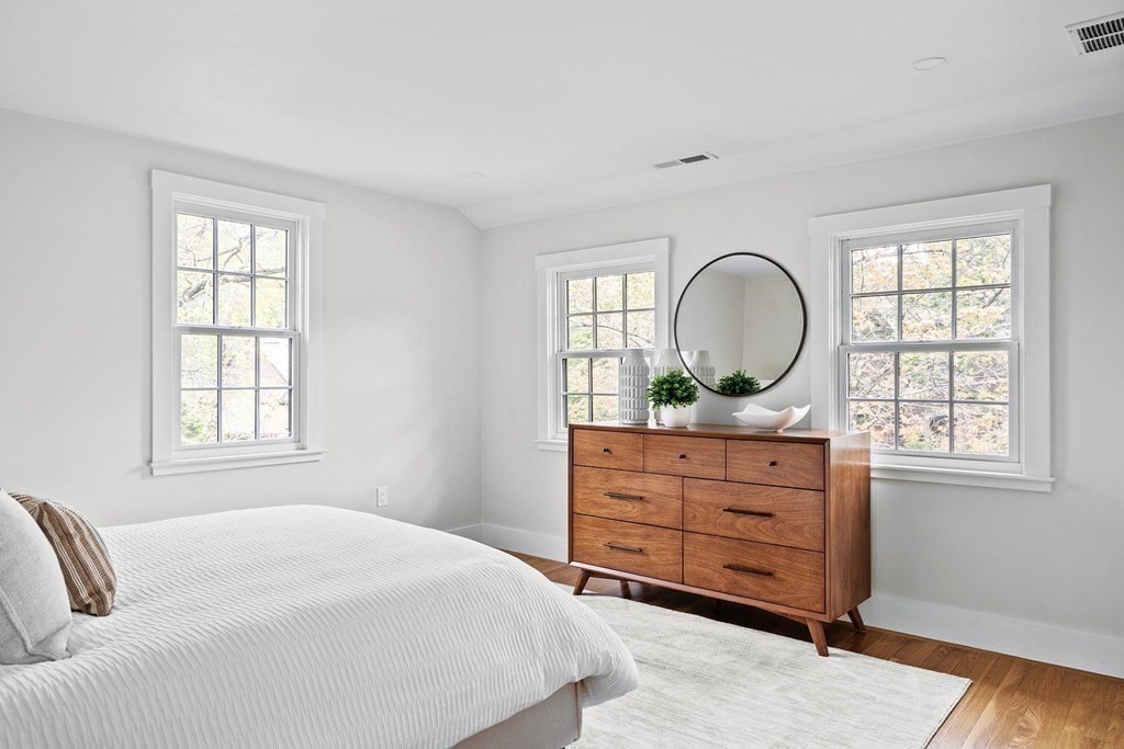 5 Ashford Road Newton, MA 02459 - Photo 16 of 22