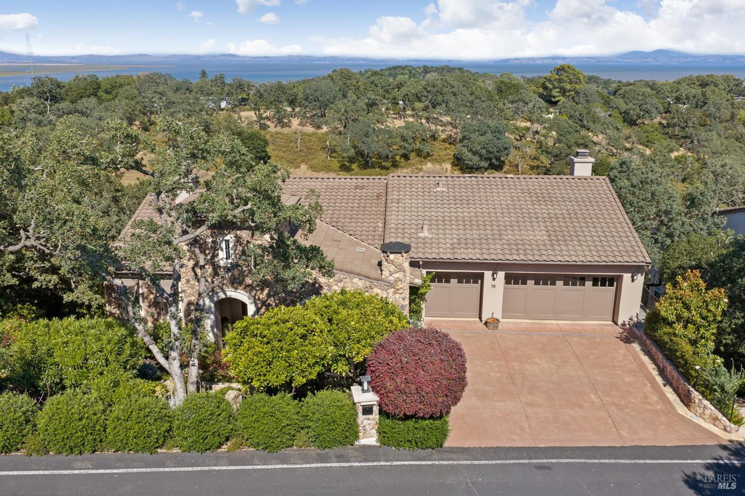 115 Stone Tree Lane Novato, CA 94945 - Photo 3 of 77