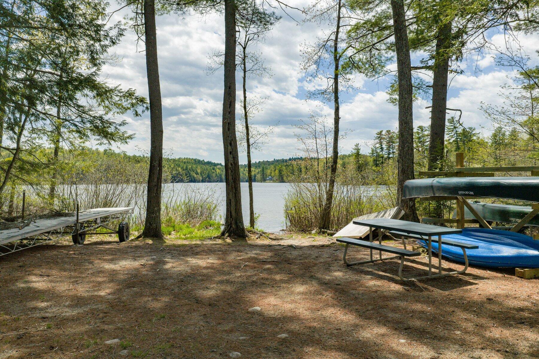 127 North Shore Road Gray, ME 04039 - Photo 6 of 49 047_seacoastrephoto-105_572