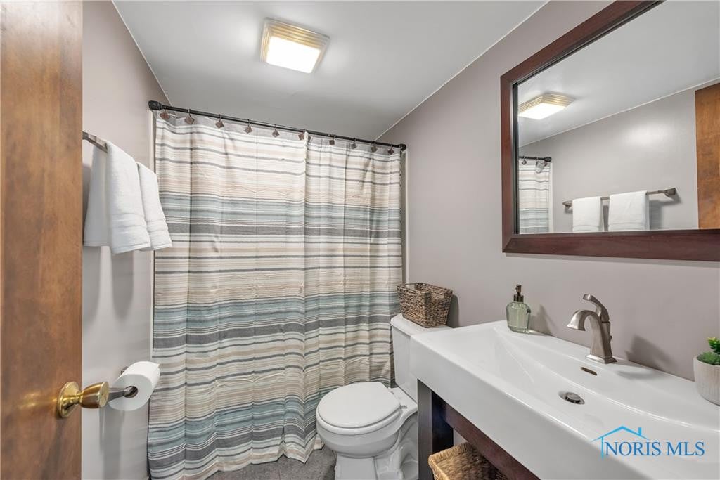 853 Mambrino Road Oregon, OH 43616 - Photo 22 of 32 Gallery Image 22