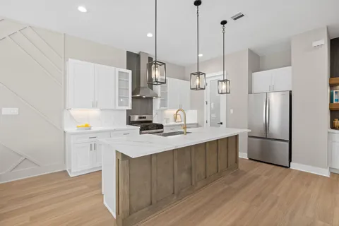 $454,900 | 719 Thornton Road, Unit B, Houston, TX 77018