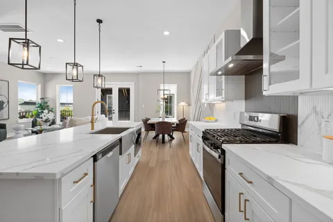 $454,900 | 719 Thornton Road, Unit B, Houston, TX 77018