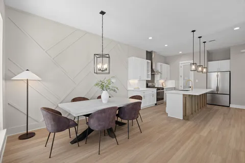 $454,900 | 719 Thornton Road, Unit B, Houston, TX 77018