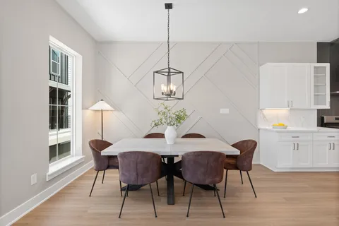 $454,900 | 719 Thornton Road, Unit B, Houston, TX 77018