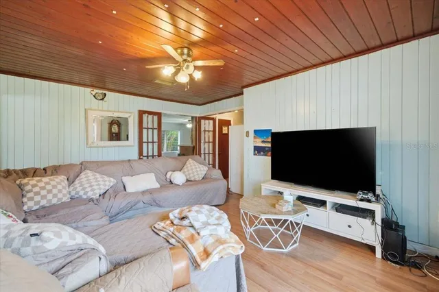 $849,900 | 17018 Crawley Road, Odessa, FL 33556