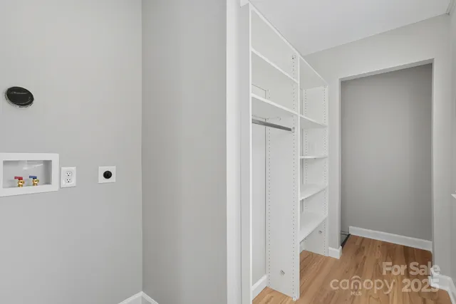 a view of walk in closet