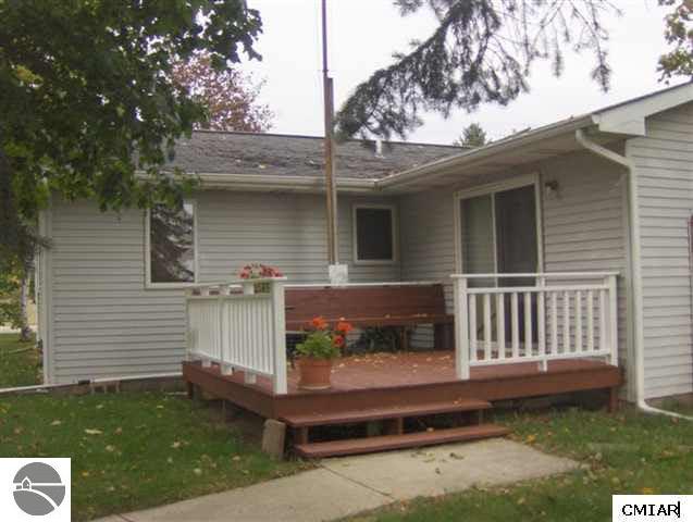 2691 West Baseline Road Mount Pleasant, MI 48858 - Photo 9 of 9 1771242-8.JPG