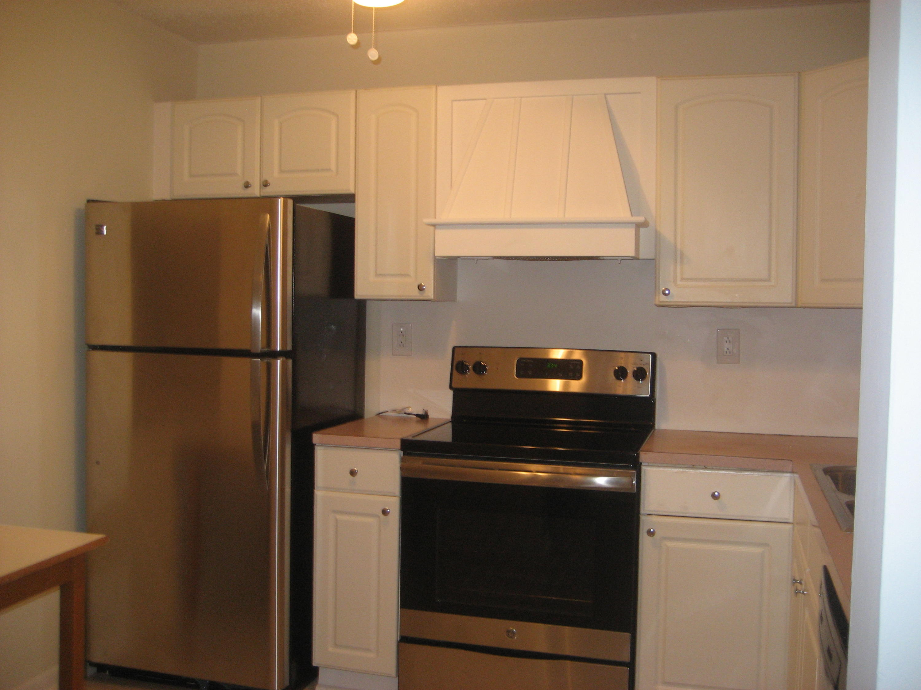 9300 Southwest 8th Street, Unit 211 Boca Raton, FL 33428 - Photo 5 of 20 IMG_3585