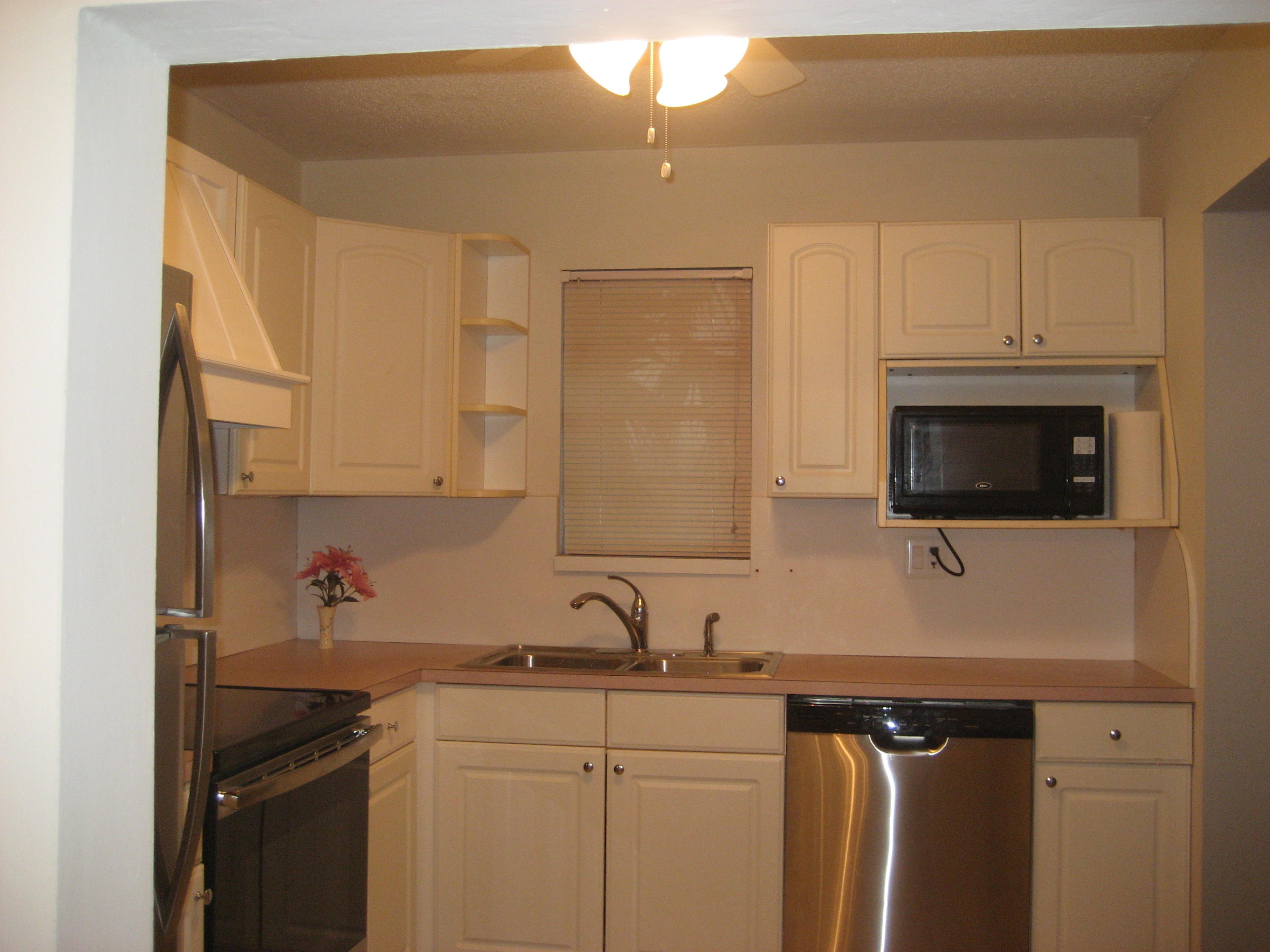 9300 Southwest 8th Street, Unit 211 Boca Raton, FL 33428 - Photo 6 of 20 IMG_3586