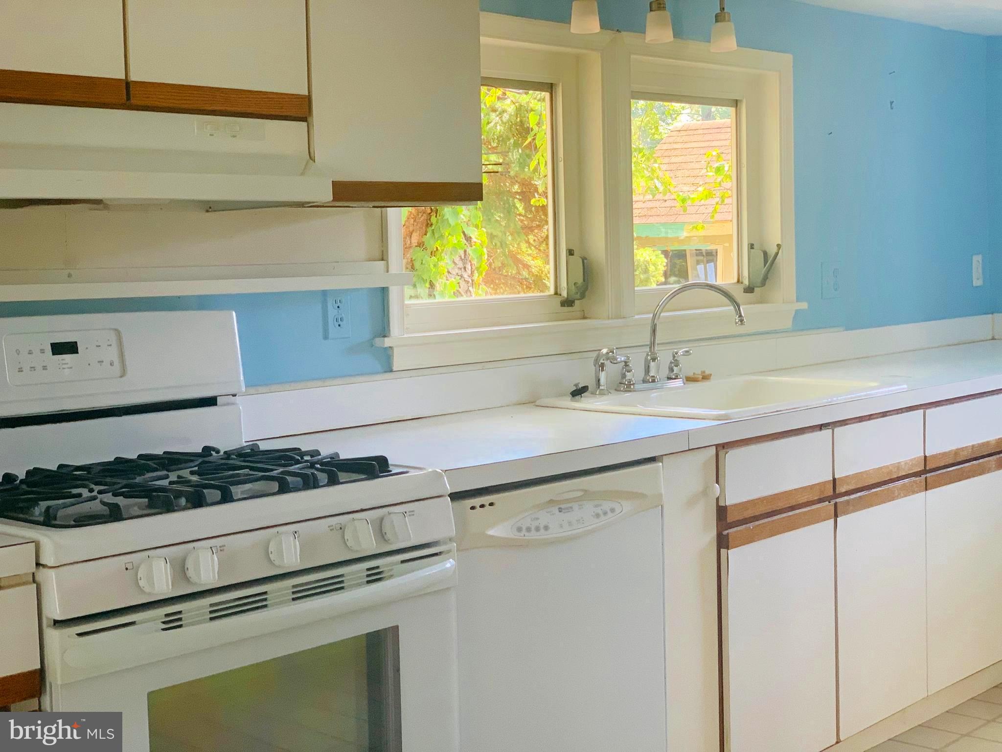 8645 Sewell Point Road Wittman, MD 21676 - Photo 14 of 22 Kitchen