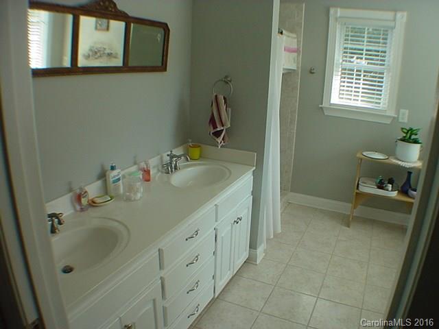 1053 Ridge Road Mocksville, NC 27028 - Photo 12 of 24 Gallery Image 12