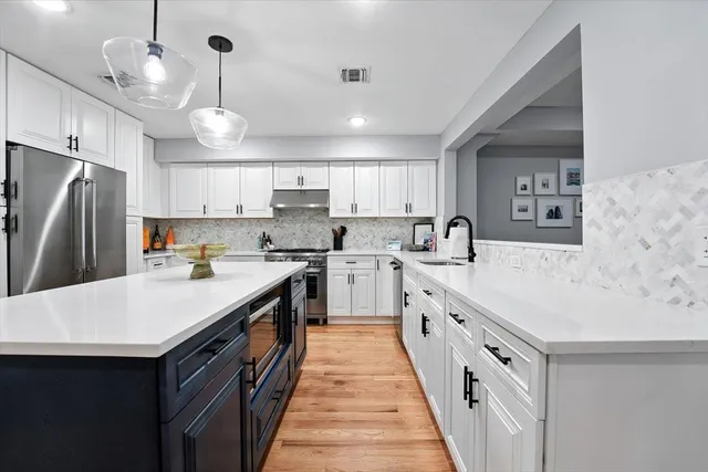 $1,299,000 | 413 Jefferson Street, Unit 1, Hoboken, NJ 07030