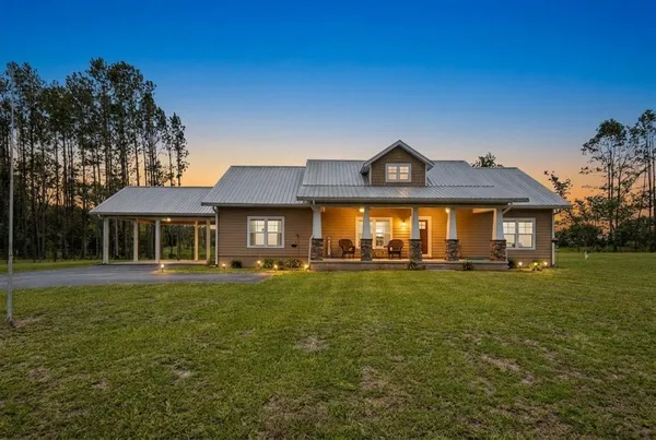 $389,000 | 9659 Southeast Co Road 319, Trenton, FL 32693