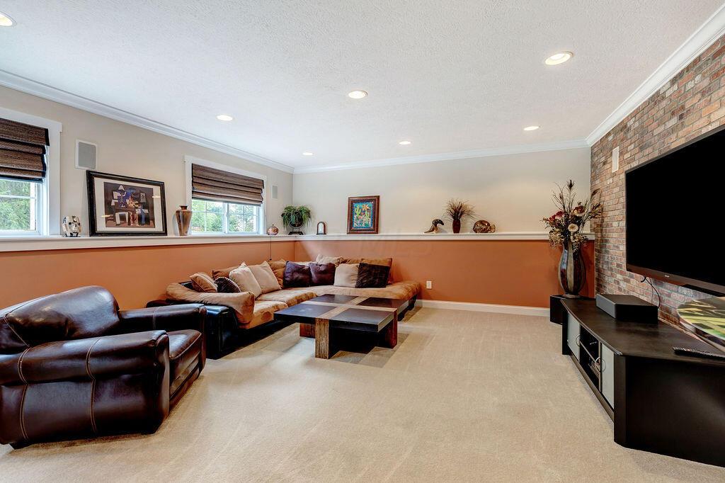 2296 Lewis Center Road Lewis Center, OH 43035 - Photo 54 of 88 Gallery Image 54