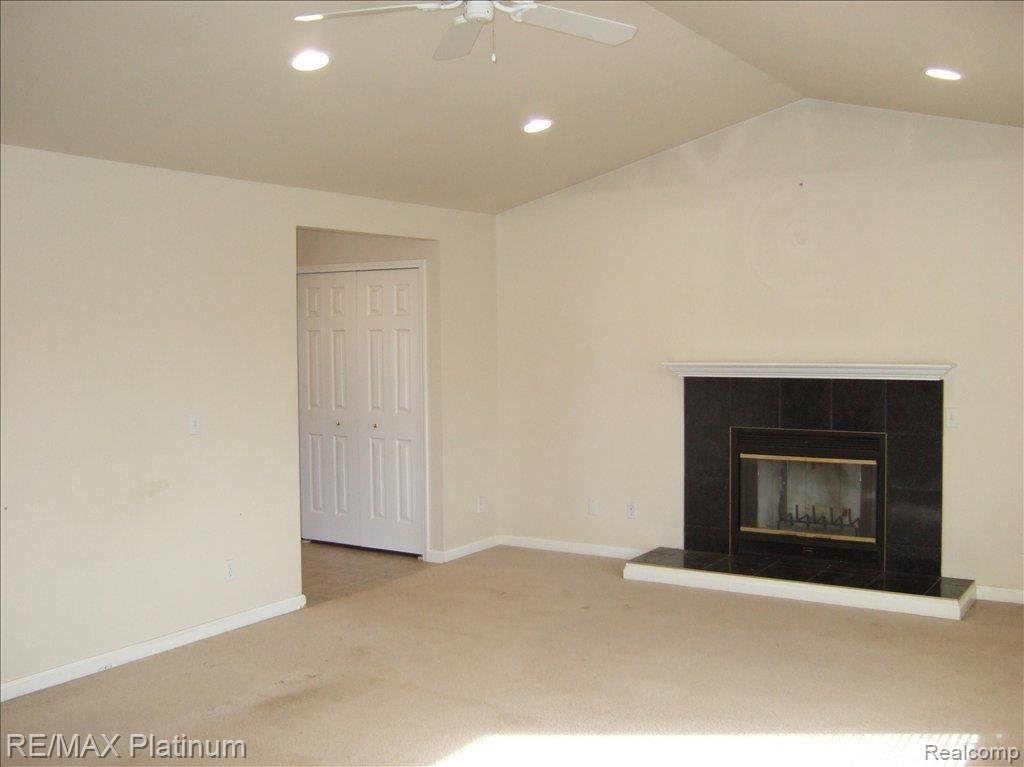 5767 Gregory Road Gregory, MI 48137 - Photo 5 of 15 LIVING ROOM