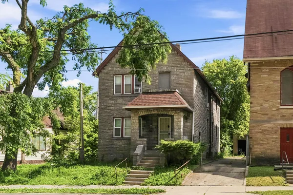 $185,000 | 117 East Chambers Street, Unit 117A, Milwaukee, WI 53212