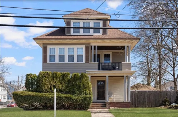 $2,500 | 120 Pontiac Avenue, Unit 1, Cranston, RI 02910